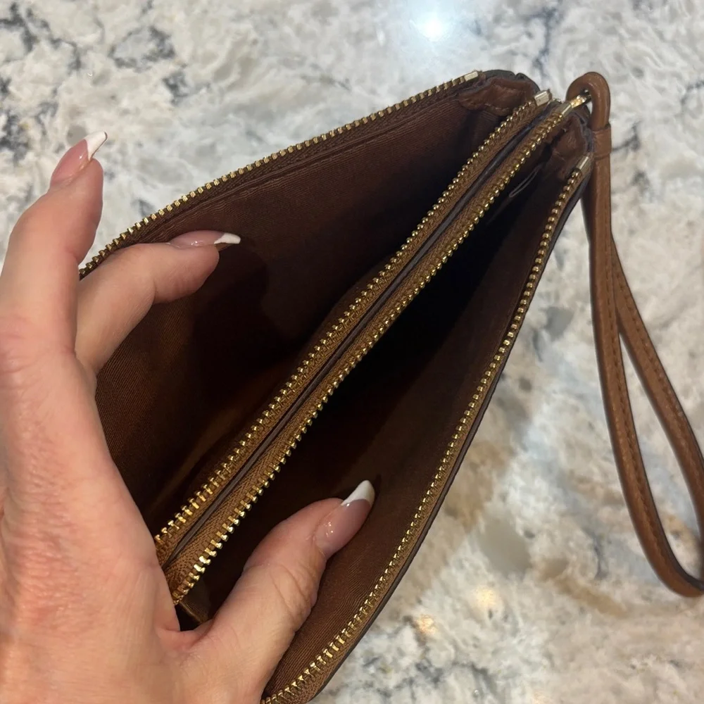 Coach F66505 Pebble Leather Double Corner Zip Wristlet in Tan - Picture 4 of 4